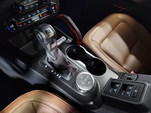 Used 2023 Ford Bronco Heritage Edition AWD/4WD image 40