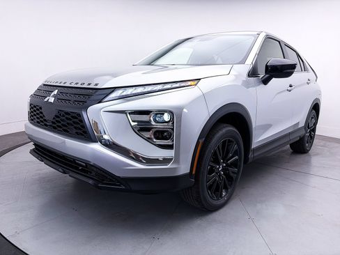 New 2026 Mitsubishi Eclipse Cross LE AWD/4WD image 3