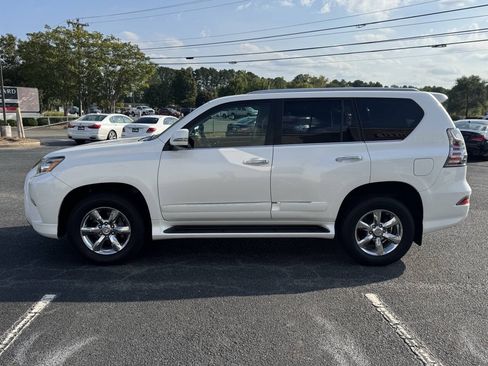 Used 2016 Lexus GX 460 w/ Comfort Package AWD/4WD image 4
