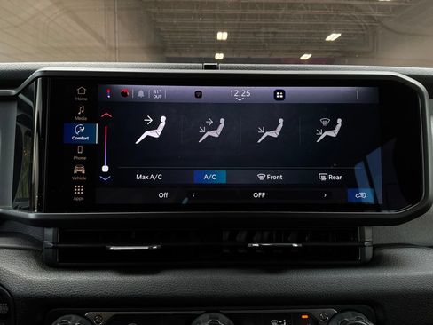Used 2025 Jeep Wrangler Unlimited Sport AWD/4WD image 28