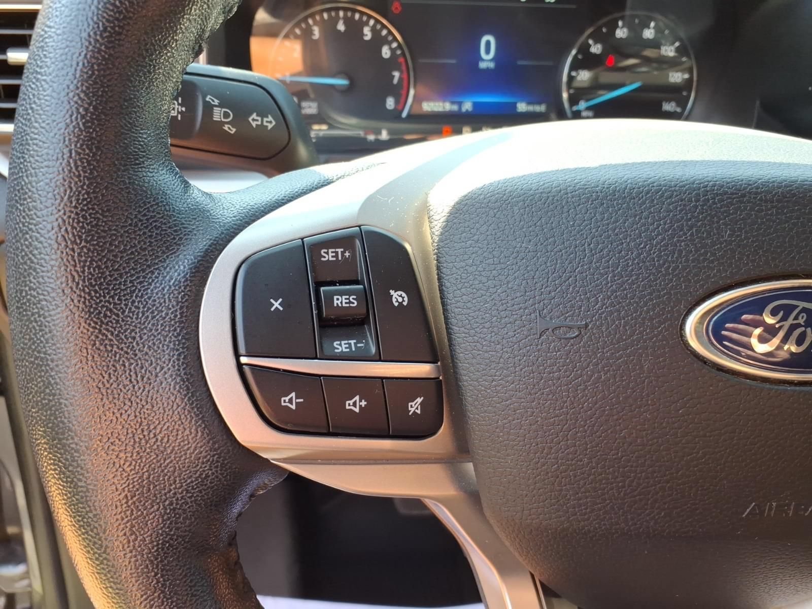 Used 2021 Ford Explorer XLT w/ Equipment Group 202A AWD/4WD image 23