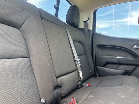 Used 2017 Chevrolet Colorado LT w/ LT Convenience Package RWD image 36