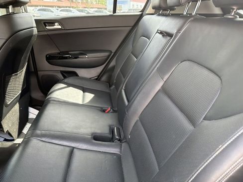 Used 2021 Kia Sportage EX w/ EX Technology Package AWD/4WD image 13