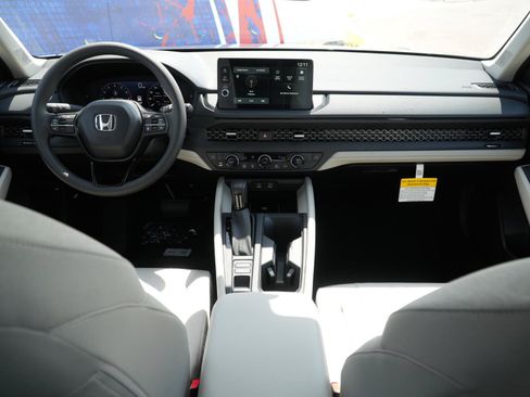 Used 2026 Honda Accord SE image 21