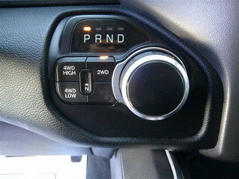 Used 2019 RAM 2500 Big Horn AWD/4WD image 13