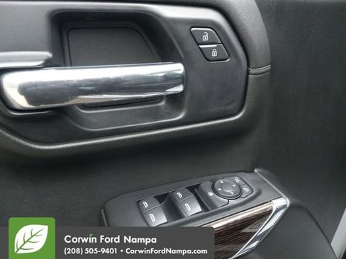 Used 2019 GMC Sierra 1500 SLE image 11