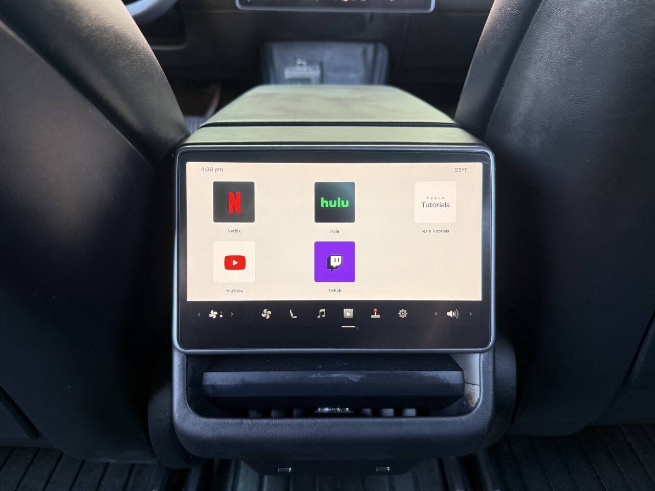 Used 2025 Tesla Model 3 Long Range AWD/4WD image 26