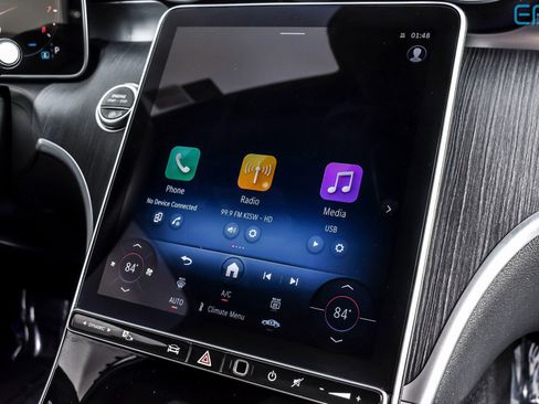 Used 2025 Mercedes-Benz C 300 4MATIC Sedan image 27