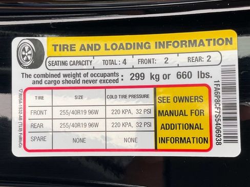 Used 2025 Ford Mustang GT Premium RWD image 39