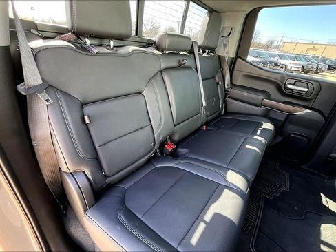 Used 2021 GMC Sierra 1500 SLT image 35