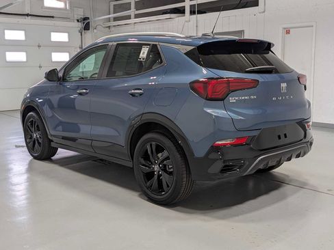 Certified 2024 Buick Encore GX Sport Touring AWD/4WD image 10