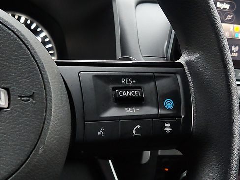 Certified 2023 Nissan Rogue SV image 20