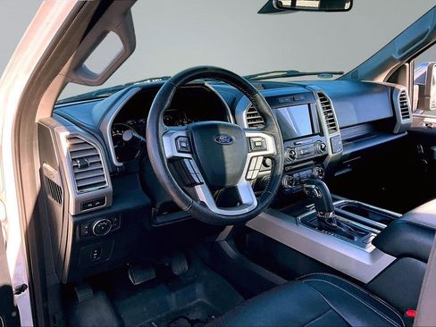 Used 2016 Ford F150 Lariat w/ Equipment Group 502A Luxury AWD/4WD image 14