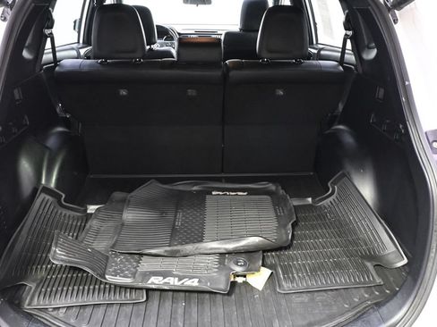 Used 2016 Toyota RAV4 SE AWD/4WD image 16