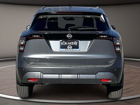 New 2026 Nissan Kicks SV w/ SV Premium Package image 4