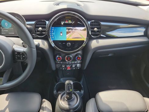 Used 2024 MINI Cooper S FWD image 23