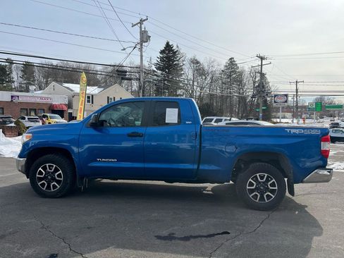 Used 2016 Toyota Tundra SR5 image 2
