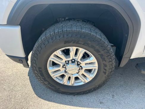 Used 2020 GMC Sierra 2500 Denali w/ Denali Ultimate Package AWD/4WD image 26