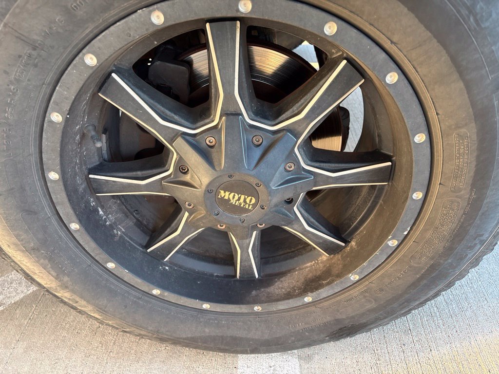 Used 2012 Chevrolet Silverado 1500 LT AWD/4WD image 3