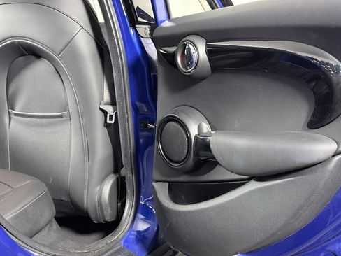 Used 2021 MINI Cooper S FWD image 29