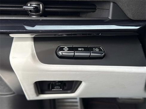 Used 2023 Chevrolet Corvette Z06 w/ Z07 Performance Package image 26