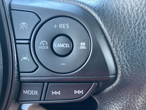 Used 2026 Toyota Corolla LE FWD image 18