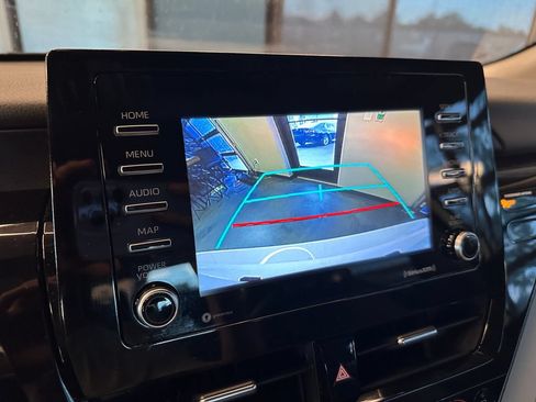 Used 2021 Toyota Camry SE FWD image 14