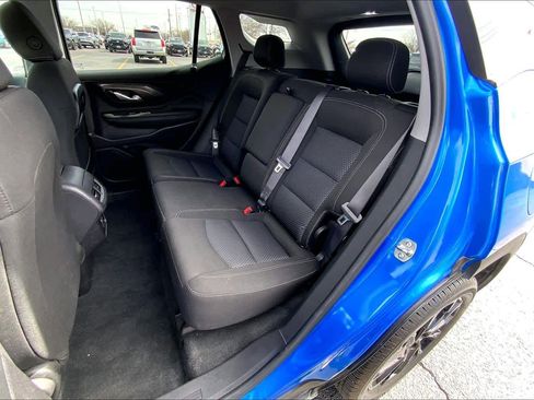 Used 2024 GMC Terrain SLE w/ Elevation Edition image 20