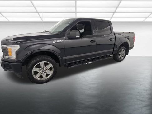 Used 2018 Ford F150 XLT w/ Equipment Group 302A Luxury AWD/4WD image 3