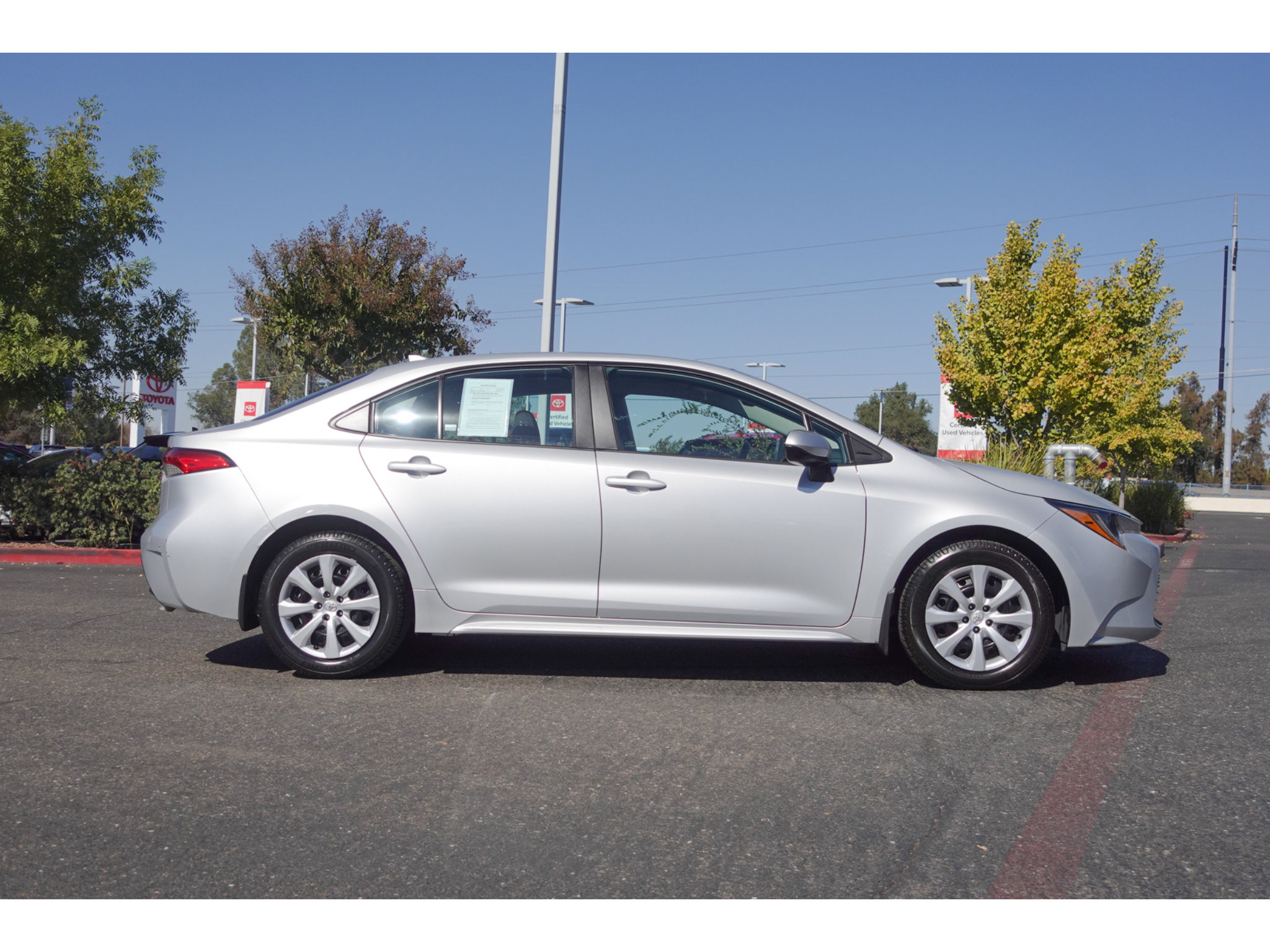 Certified 2024 Toyota Corolla LE FWD image 2