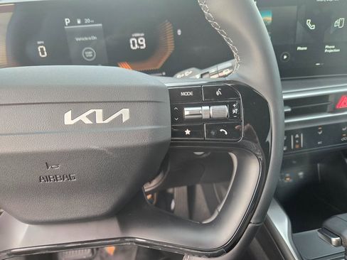 New 2026 Kia Sorento LX image 15