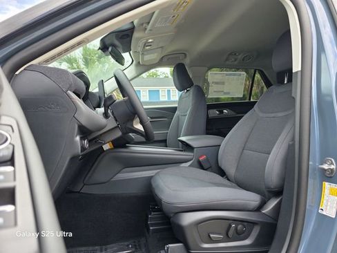 New 2026 Ford Explorer Active image 9