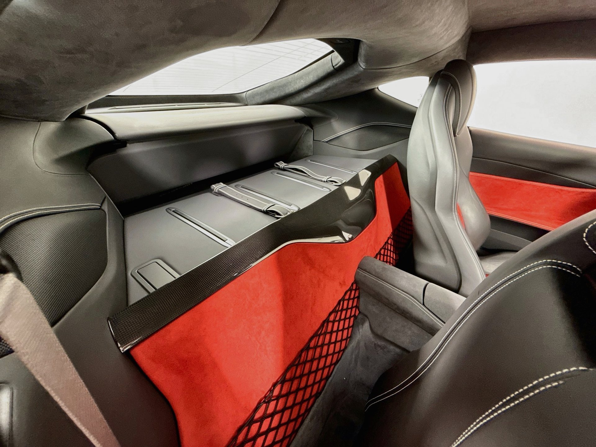 Certified 2018 Ferrari 812 Superfast RWD image 22