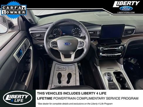 Used 2022 Ford Explorer Limited w/ Equipment Group 301A image 24