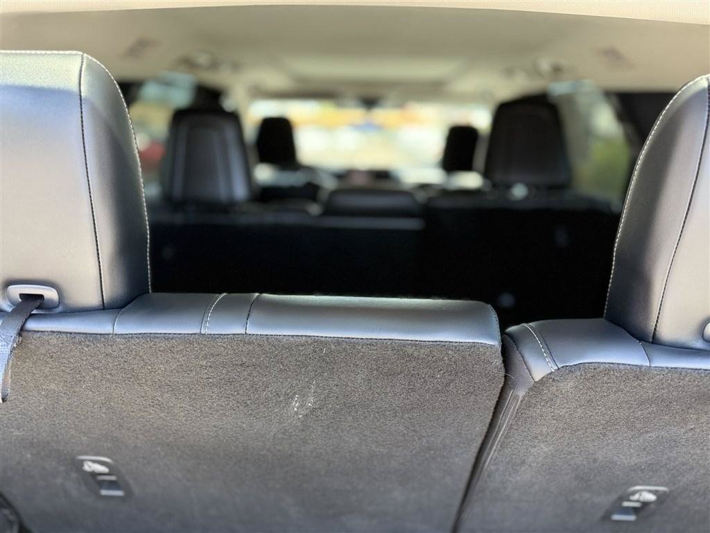 Used 2023 INFINITI QX60 Luxe w/ Vision Package AWD/4WD image 16