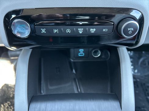 Certified 2023 Ford Escape Platinum AWD/4WD image 28