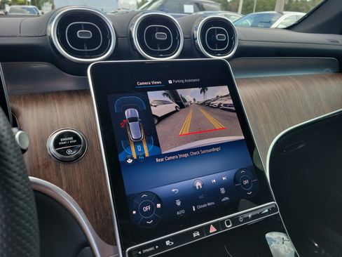 Certified 2026 Mercedes-Benz GLC 300 image 31