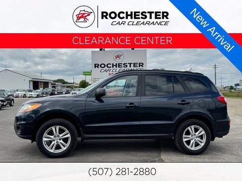 Used 2010 Hyundai Santa Fe GLS FWD image 1