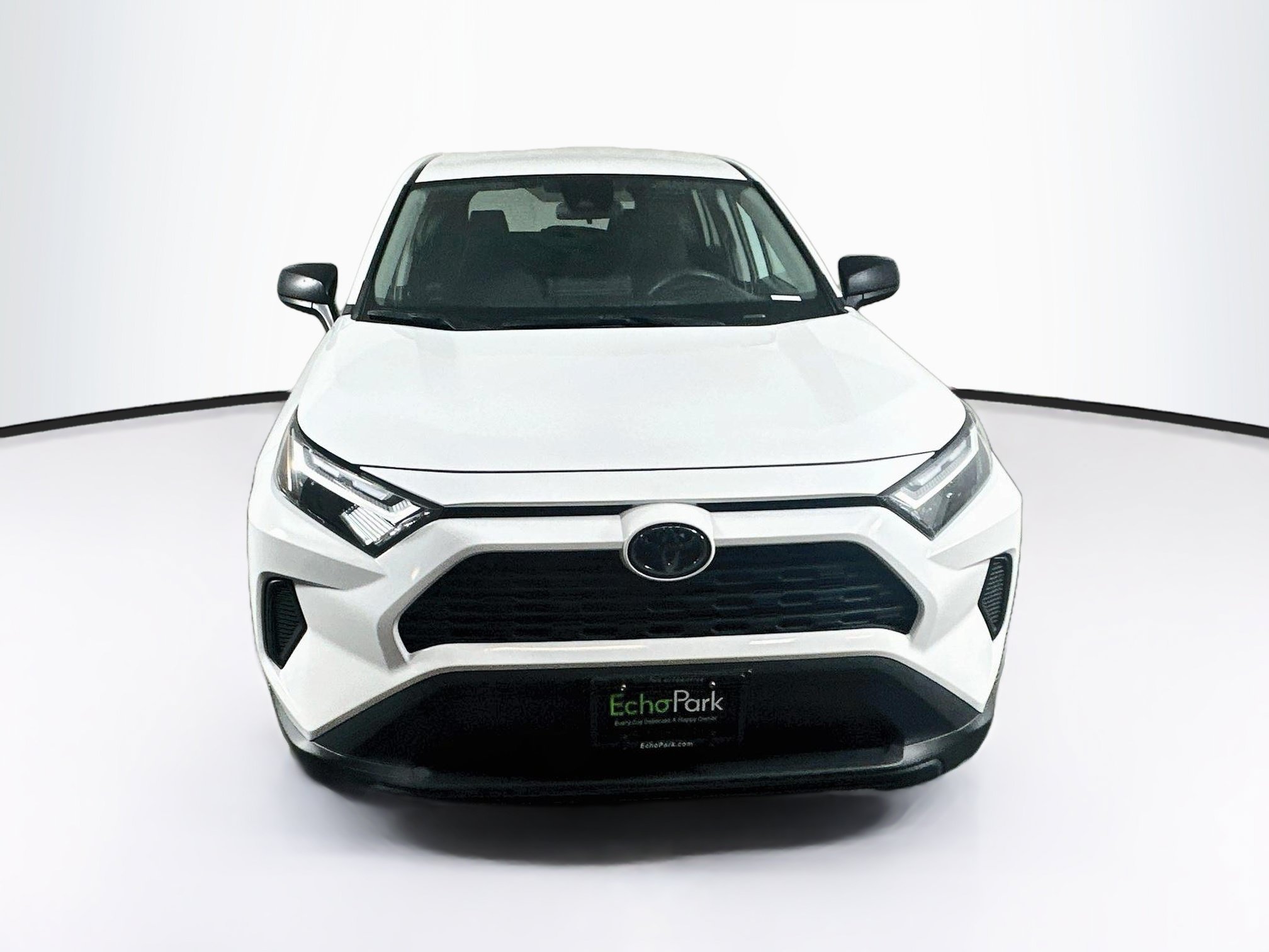 Used 2024 Toyota RAV4 LE AWD/4WD image 2