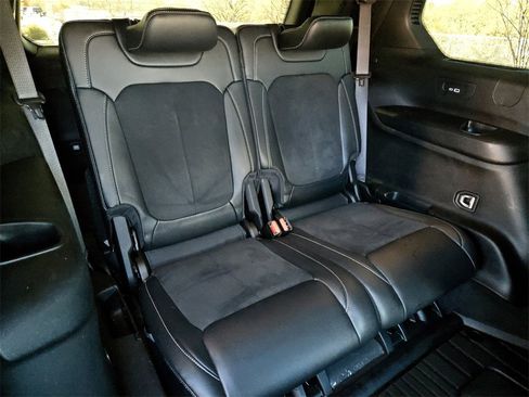 Used 2023 Jeep Grand Cherokee L Altitude image 31