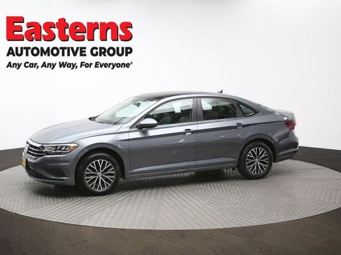 Used 2021 Volkswagen Jetta SE w/ SE Cold Weather Package image 57