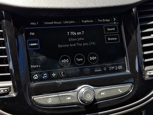 Used 2019 Chevrolet Trax LT w/ Redline Edition FWD image 12
