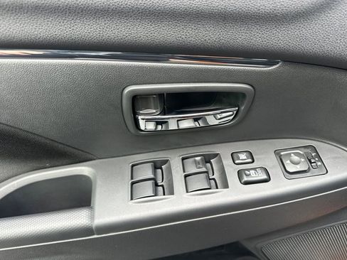 New 2025 Mitsubishi Outlander Sport LE image 12