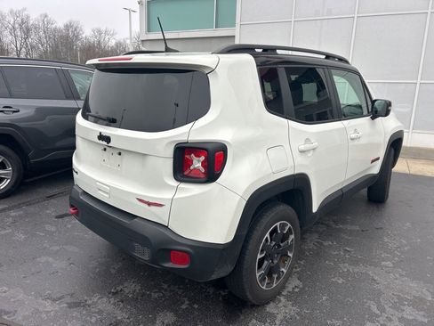 Used 2023 Jeep Renegade Trailhawk image 5