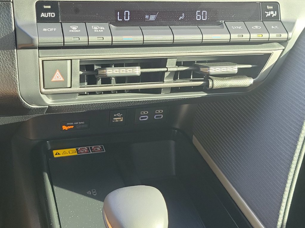 Used 2025 Toyota Camry SE w/ Multimedia Upgrade Package FWD image 27