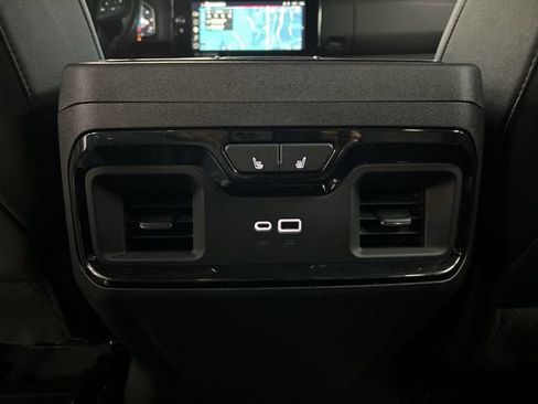Certified 2023 GMC Sierra 1500 AT4 AWD/4WD image 21