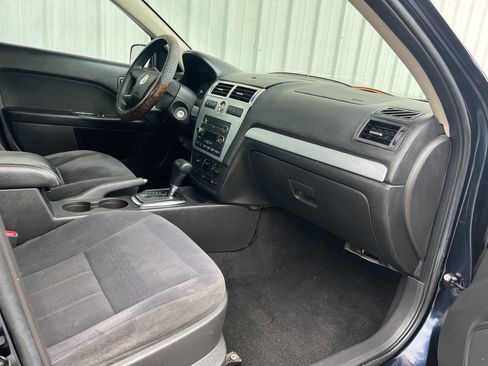 Used 2009 Mercury Milan image 15