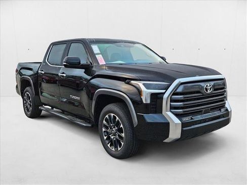 New 2025 Toyota Tundra Limited image 6