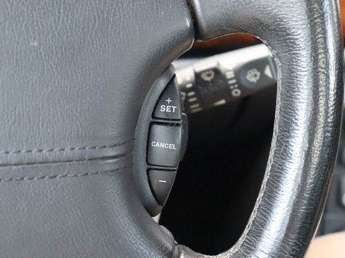 Used 2004 Jaguar XK8 Convertible image 19