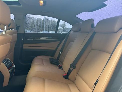 Used 2015 BMW 740i RWD image 15